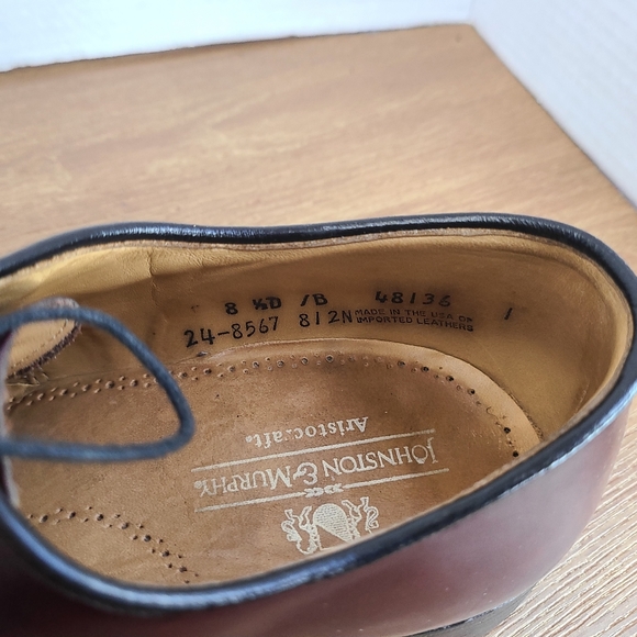 (0000) Johnston & Murphy Men's Aristocrat Cap Toe, Size: 8.5 D, Color: Burgundy - Picture 11 of 14